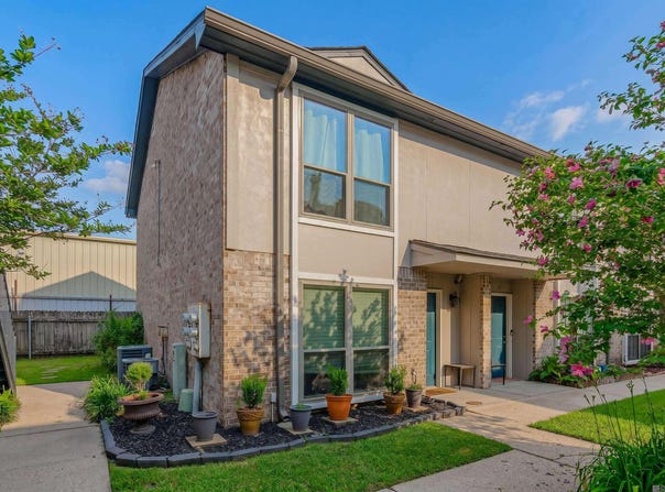 2245 King Arthur Blvd, Baton Rouge, LA 70816