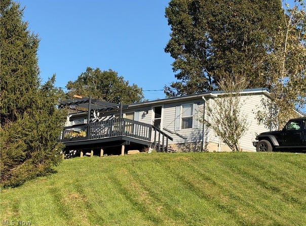 55 Quail Lane, St Marys, WV 26170