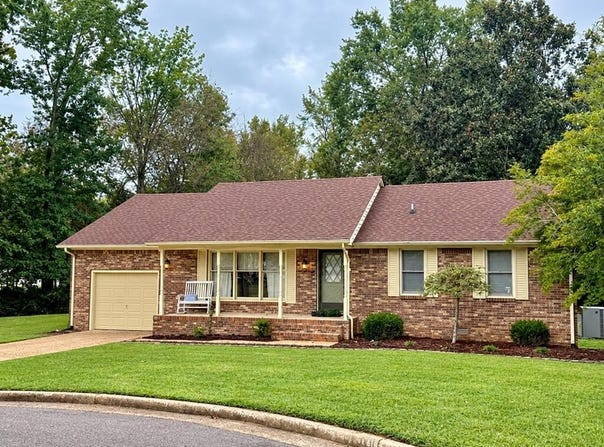 110 Claire Drive, PARIS, TN 38242