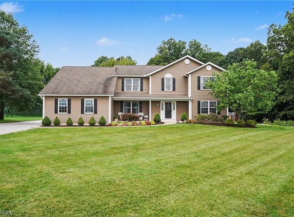 18574 State Route 57, Grafton, OH 44044