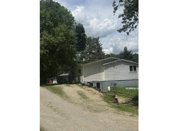 110 Hideaway Drive, Wheeling, WV 26003