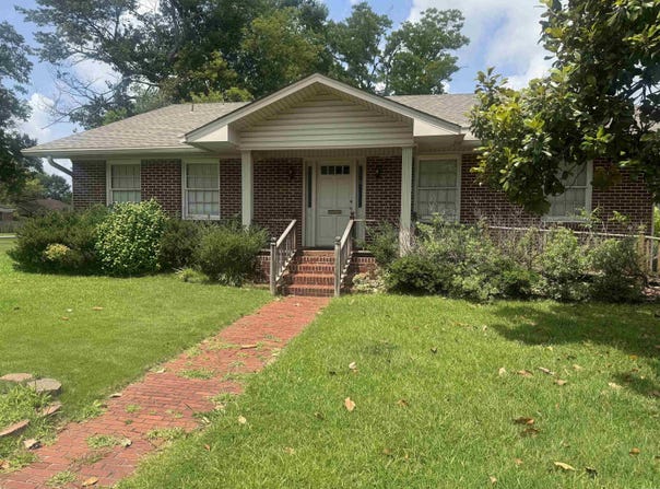 1616 cherry Street, Pine Bluff, AR 71601