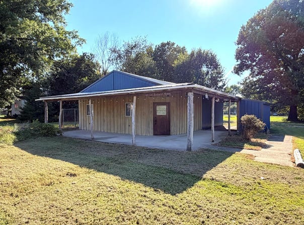 106 Main Street, Hazel, KY 42049