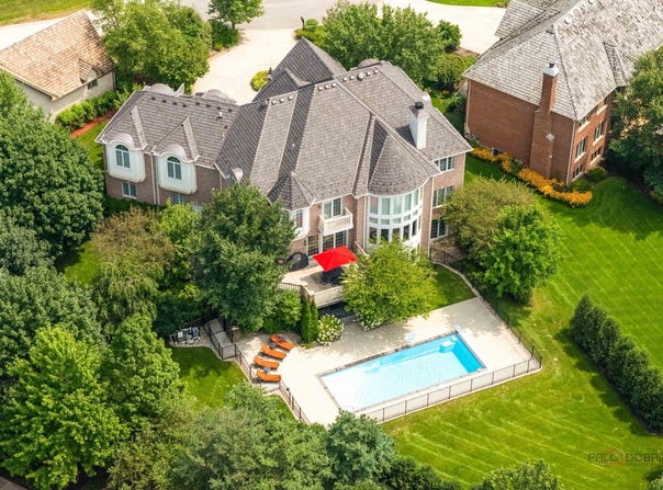 151 Palmer Circle, Vernon Hills, IL 60061