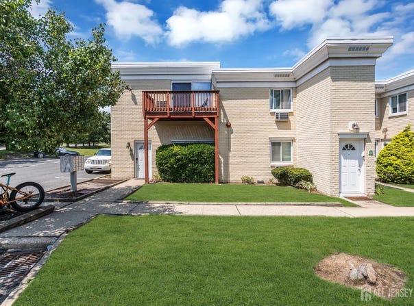 13 Lake Avenue, East Brunswick, NJ 08816