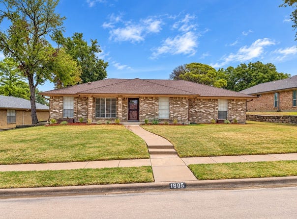 1605 Brighton Drive, Carrollton, TX 75007