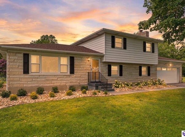 107 Donna Drive, Brandenburg, KY 40108