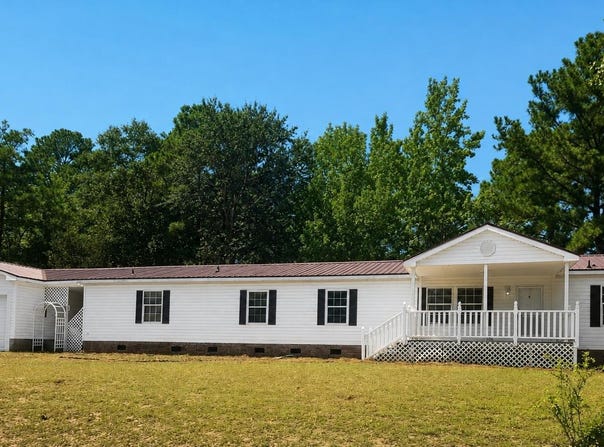 138 River Oaks Drive, Stella, NC 28582