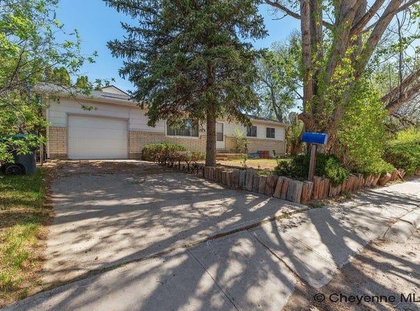 4400 EVERTON DR, Cheyenne, WY 82009
