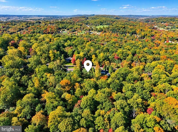 440 HORSESHOE TRAIL Road, DENVER, PA 17517