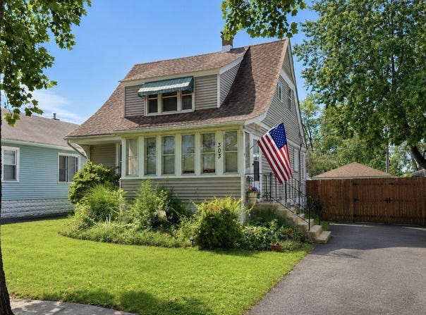 303 DAVISON Street, Joliet, IL 60433
