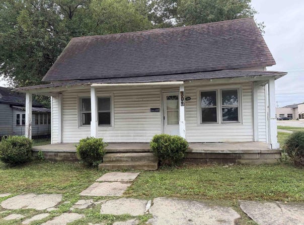 309 NE B Street, Linton, IN 47441