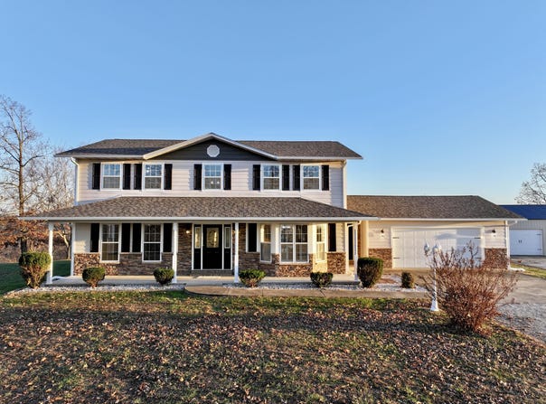 3924 Highway D, Ellington, MO 63638