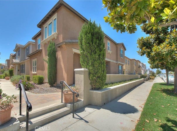 6130 Snapdragon, Eastvale, CA 92880