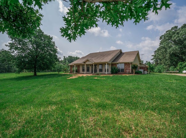 3460 Hawk Road, Diana, TX 75640