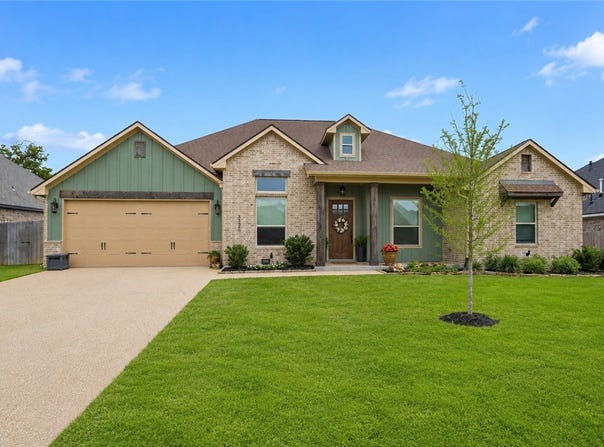 3320 Stoneleigh Road, Bryan, TX 77808