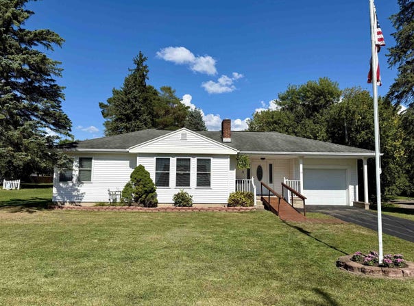 13 Morgan St, Norwood, NY 13668