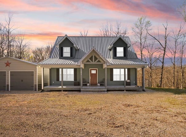 101 Cherry Lane, Bee Spring, KY 42207