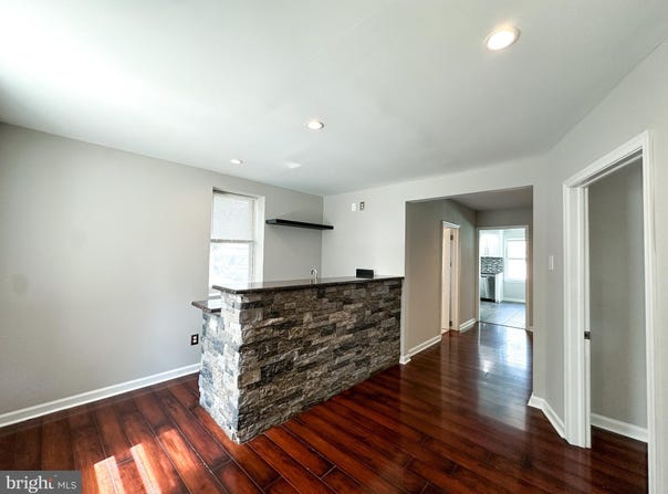 2191 DUNKSFERRY Road, BENSALEM, PA 19020