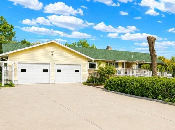 2502 Nelson Avenue, Otho, IA 50569