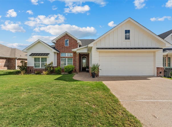 10413 Fallen Leaf Drive, Waco, TX 76712