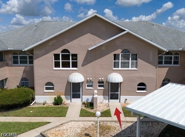 28 Cosmopolitan Drive, Lehigh Acres, FL 33936