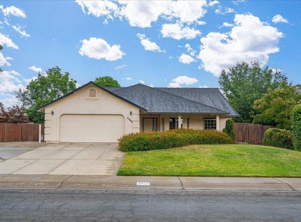 3066 Sunglow Drive, Redding, CA 96001