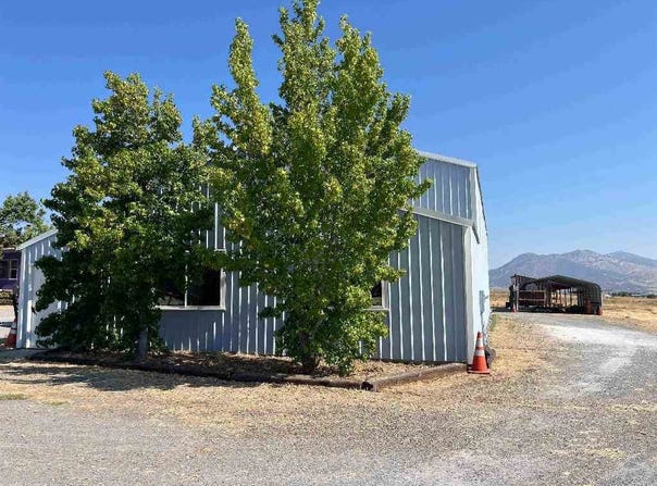 1124 N Foothill Dr, Yreka, CA 96097