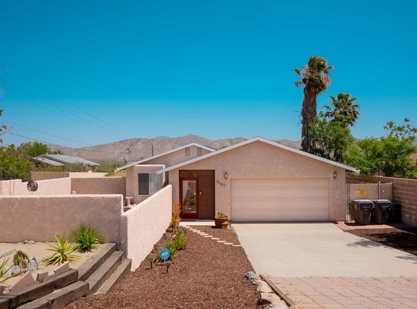 9247 Navajo Trail, Morongo Valley, CA 92256