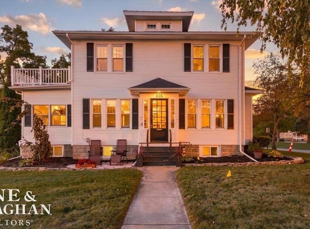 515 Adams Street, Saint Clair, MI 48079