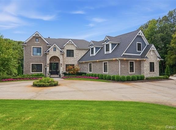 9046 Northpointe Ridge, Brighton Twp, MI 48114