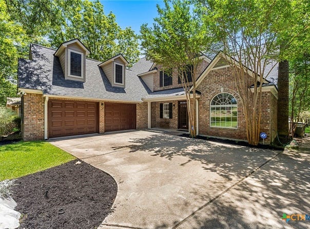 2815 Chisholm Trail, Salado, TX 76571