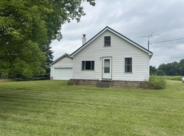 5825 E Dyer Road, Prescott, MI 48756