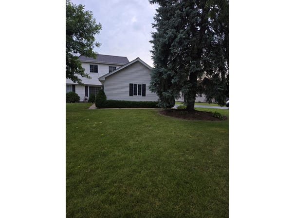 3013 Dorothy Drive, Aurora, IL 60504