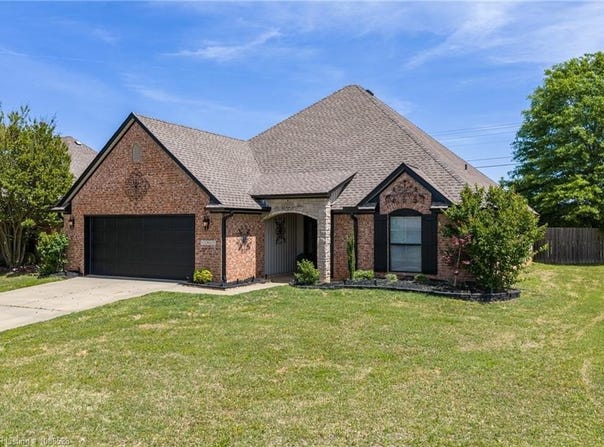 12515 Douglas DR, Fort Smith, AR 72916