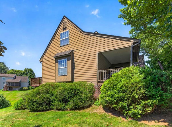4733 AMBER RIDGE CT, CHARLOTTESVILLE, VA 22901