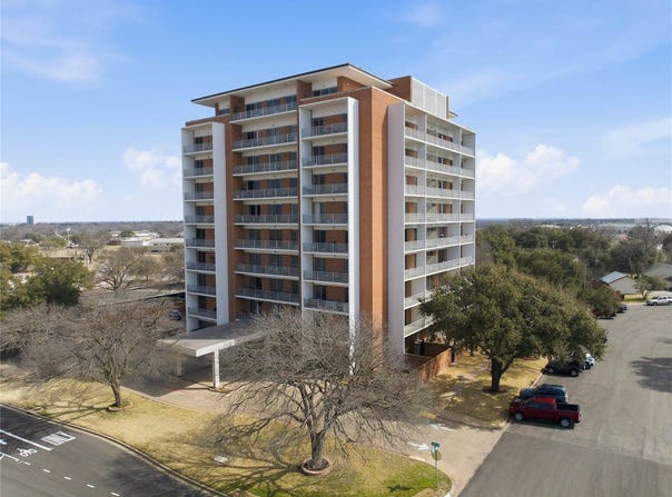 4924 Cobbs Drive, Waco, TX 76710