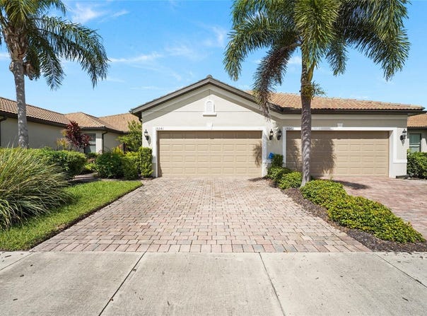 19241 SERAFINA Street, VENICE, FL 34293