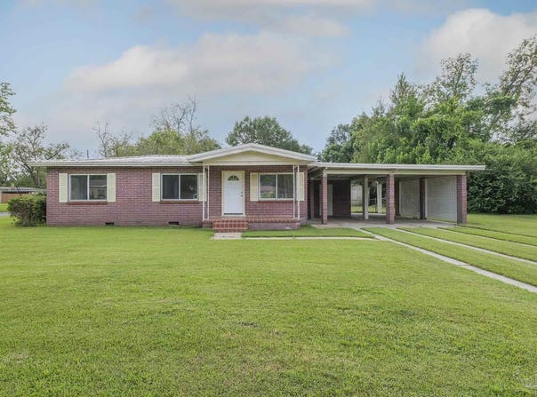 11 Ivanhoe Ave, Pensacola, FL 32534