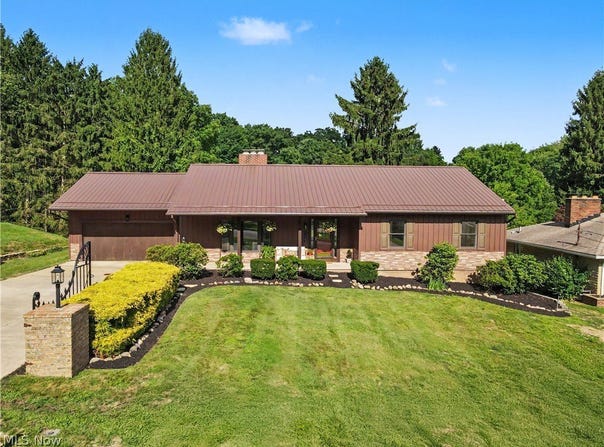 1375 Sackett Hills Drive, Akron, OH 44313