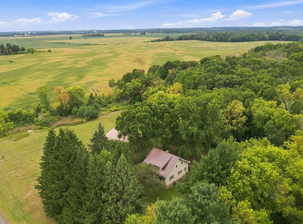 2079 Wi-35, Eureka, WI 54858