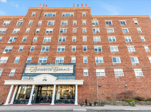 370 W Broadway, Long Beach, NY 11561