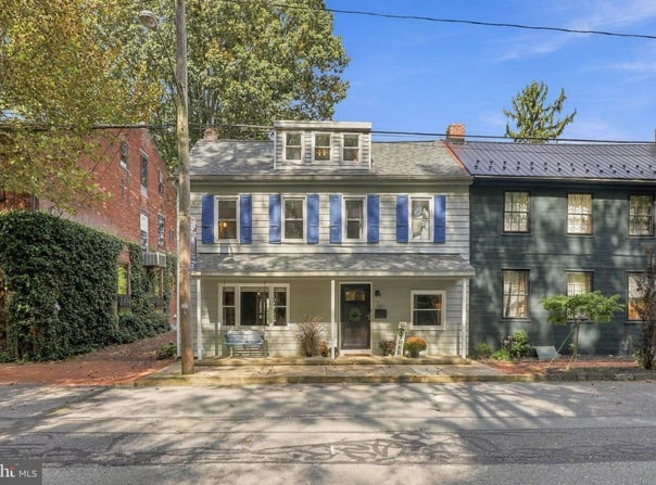 460 E FRONT Street, MARIETTA, PA 17547