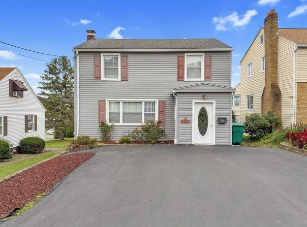 222 Edgewood Avenue, Johnstown, PA 15906
