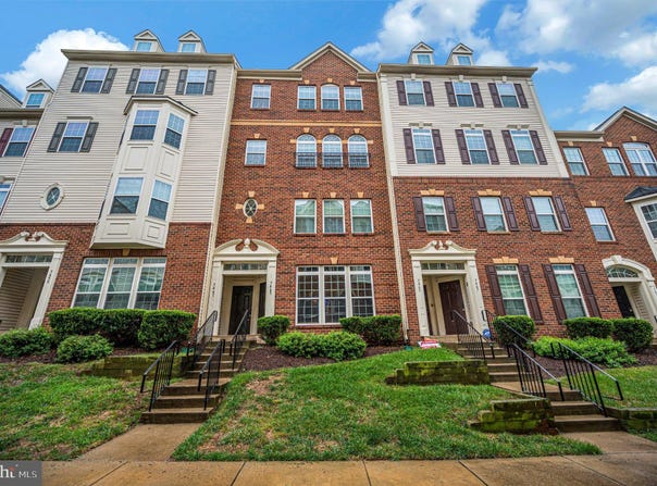 7461 BRUNSON Circle, GAINESVILLE, VA 20155