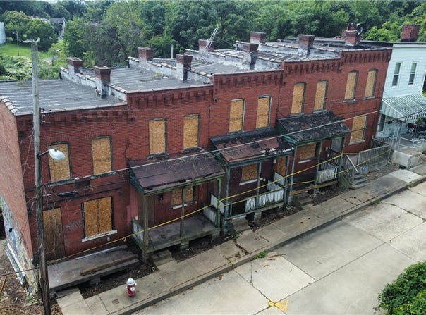 2950 Orbin St, Pittsburgh, PA 15219