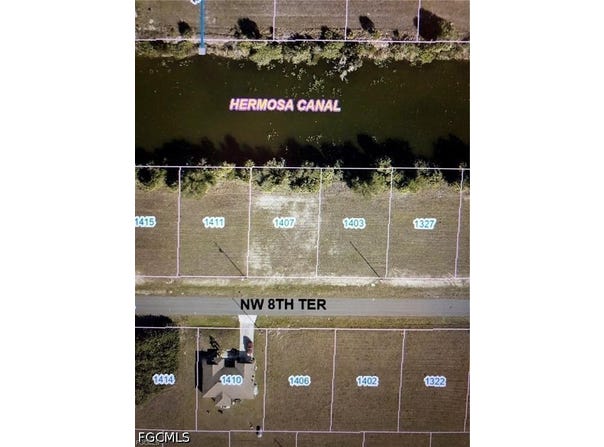 1407 NW 8th Terrace, Cape Coral, FL 33993