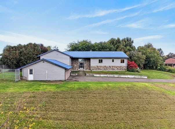 2248 Bradley Rd, Athens, PA 18810