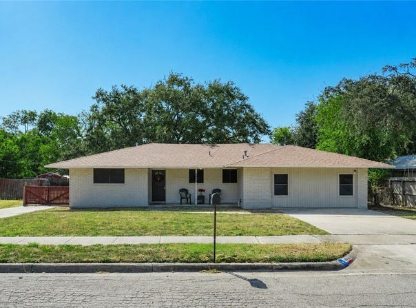 4809 River View, Corpus Christi, TX 78410