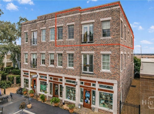 107 Broad Street, Darien, GA 31305